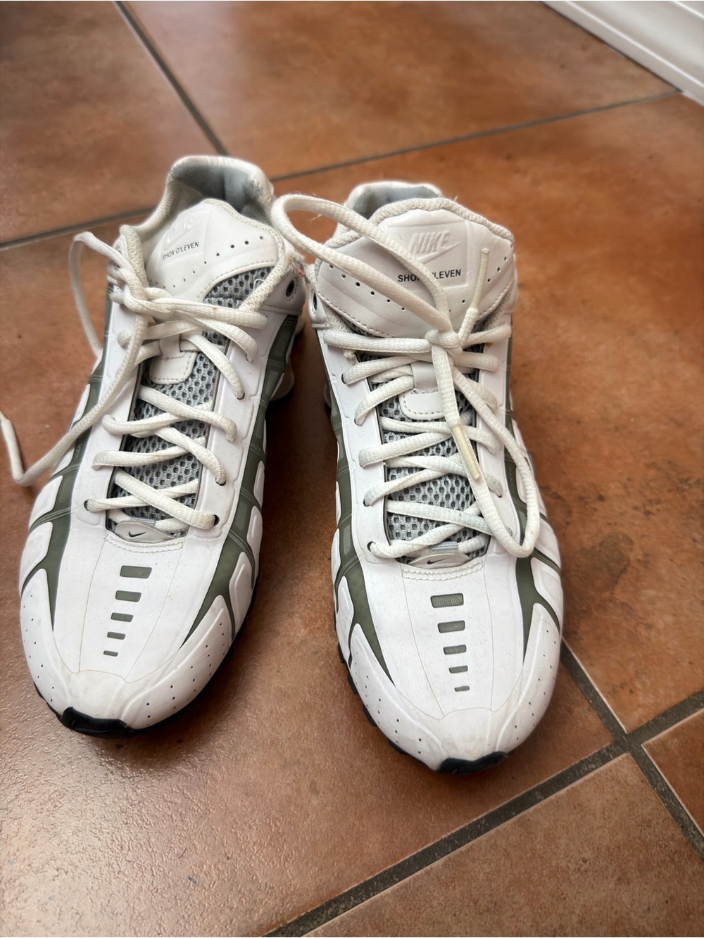 Women's Athletic Lace-Up Sneakers in White and grey